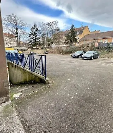 Apartman Equipe Avec Parking Prive N21 Mulhouse